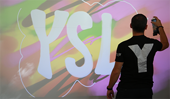 Team-Building entreprise - Animation teambuilding en entreprise de graffiti virtuel TKorp